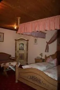 Hahnenhof 4*